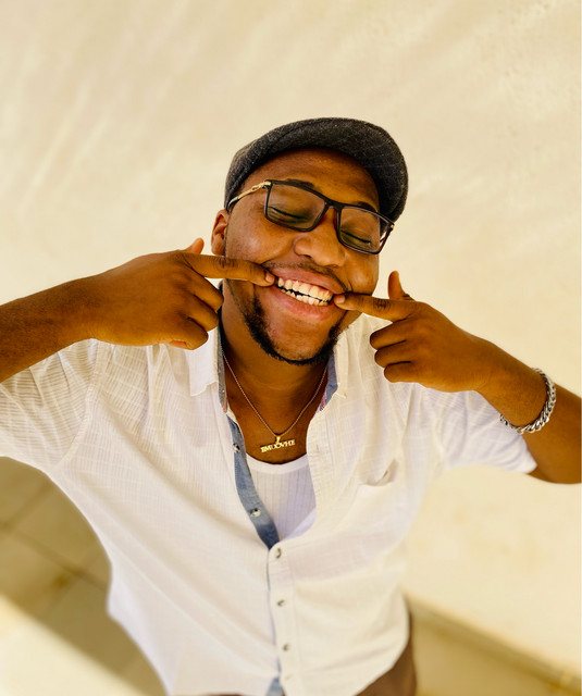 Leon Azeez | Spotify