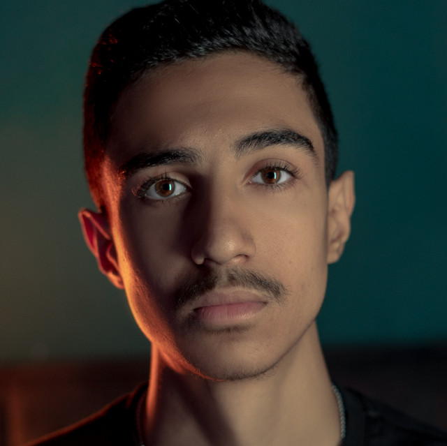Azarakhsh | Spotify