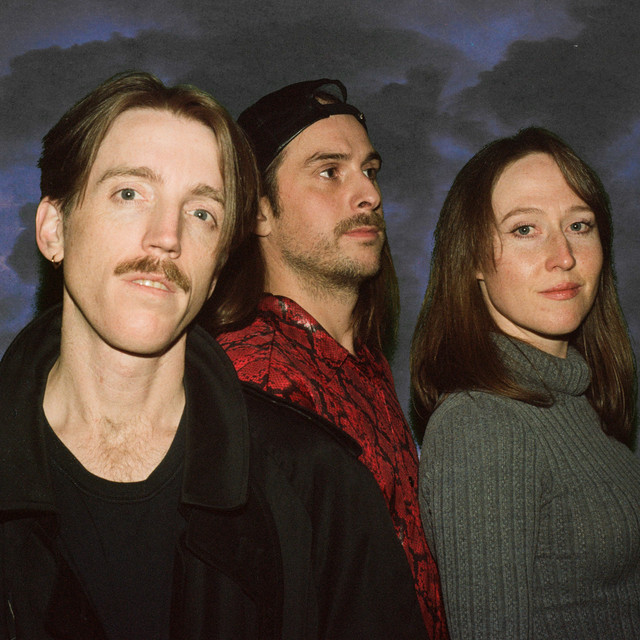 Seance Crasher band image