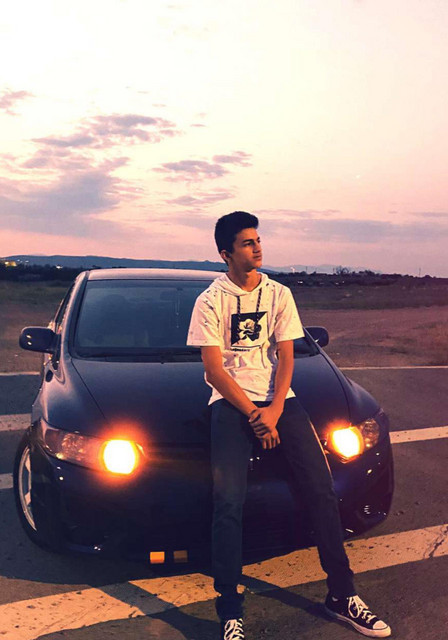CL8 | Spotify