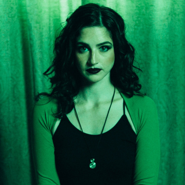 Aria Knight