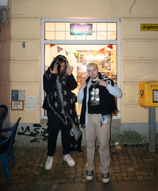 Tapsi | Spotify