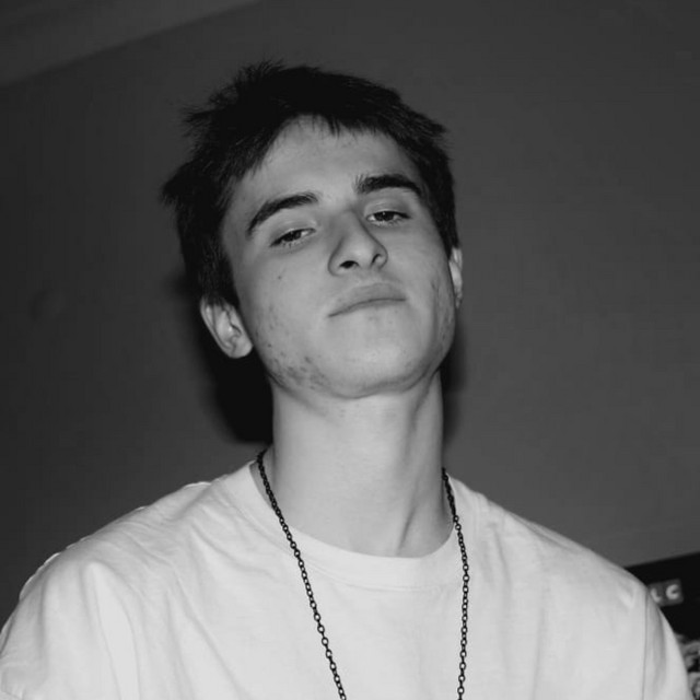 Mental | Spotify
