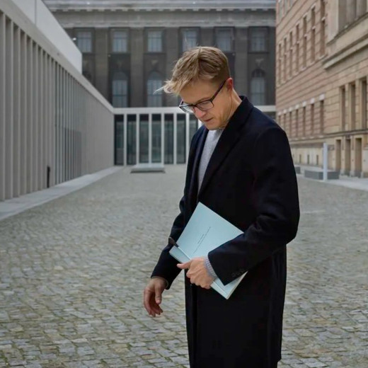 Levi Hammer Image