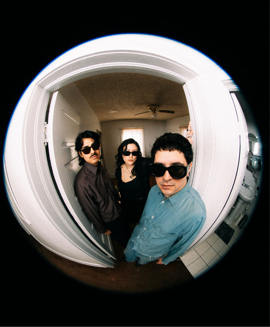 Floats band image
