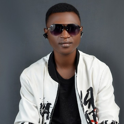 Macky | Spotify