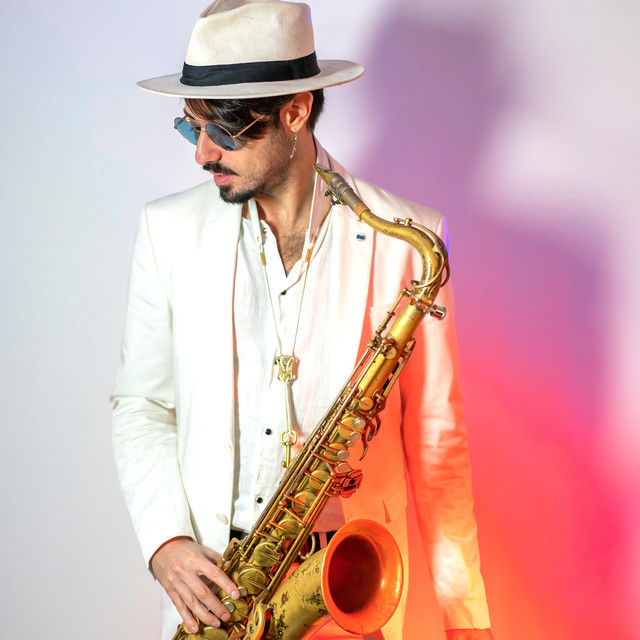 Daniele Vitale Sax image