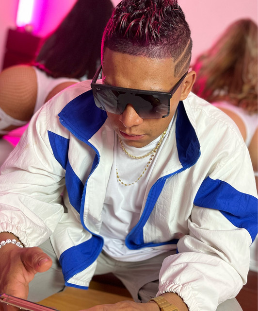 Nuni Jam | Spotify