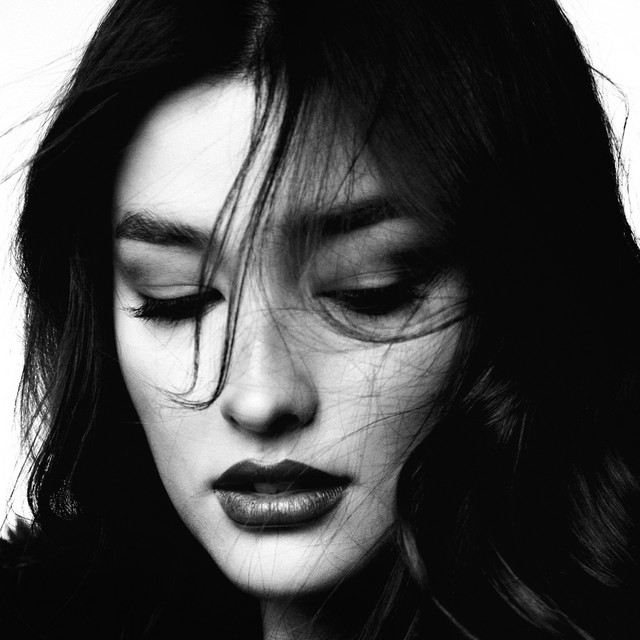 Liza Soberano image