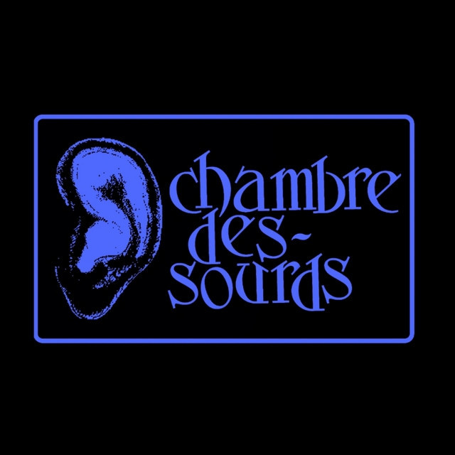 chambre des ~ sourds