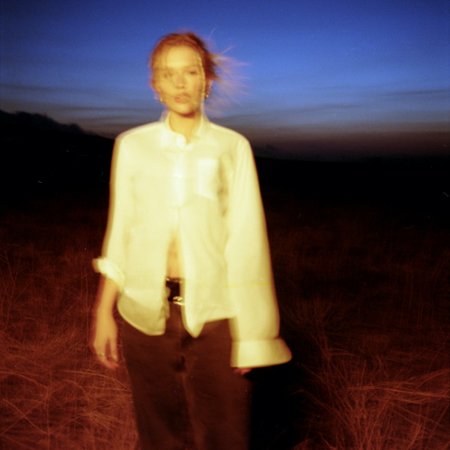 Lennon Stella image