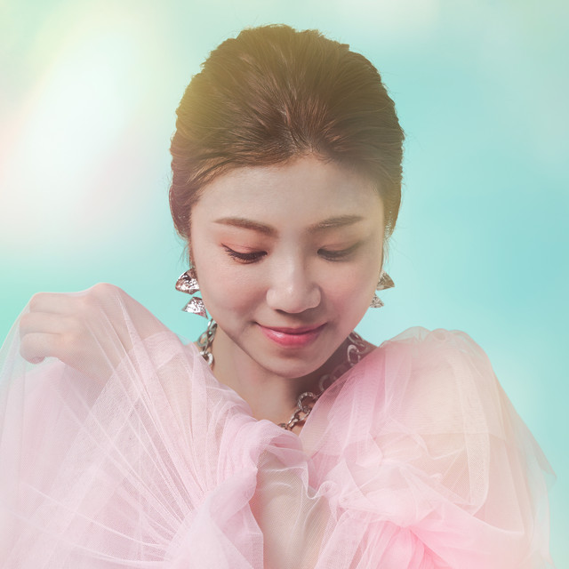 荒井桃子