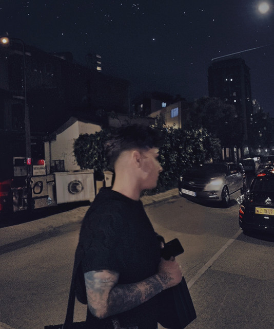 Azo | Spotify