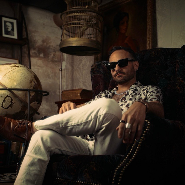 Ric Caporale artist photo