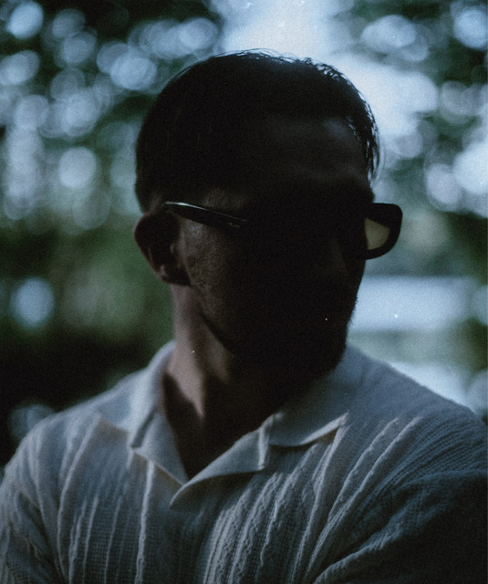 Lav' | Spotify