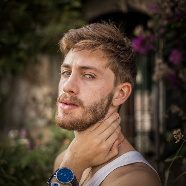Nadav Elkum