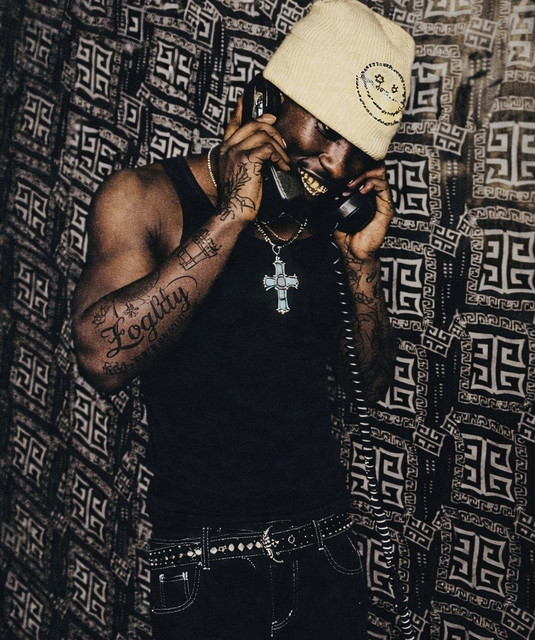 Uzi Rhaps