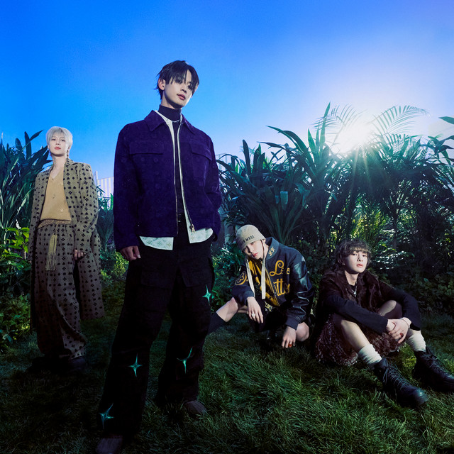 SHINee image