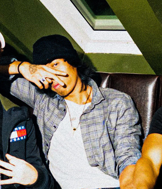 6eyno