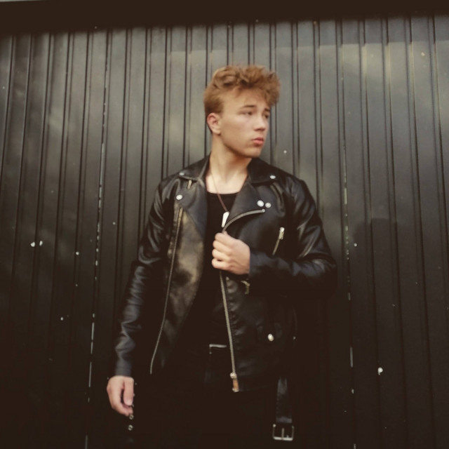 Matt Alvarez