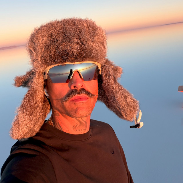 Mike Bahía