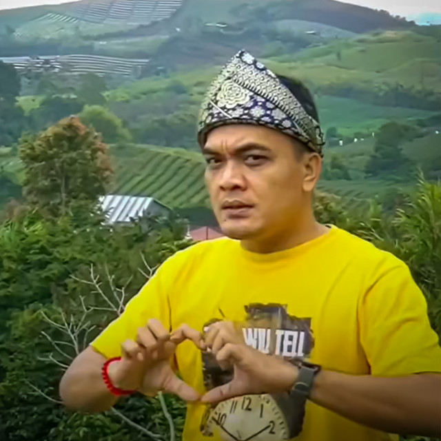 Deka CEO