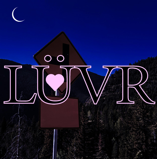 LÜVR