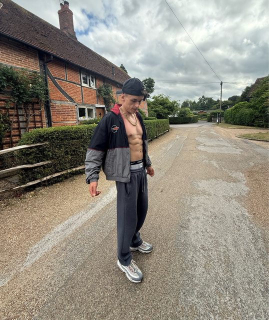 Artistdylz | Spotify
