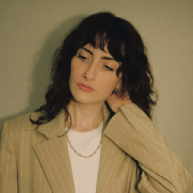 Holly Lester portrait