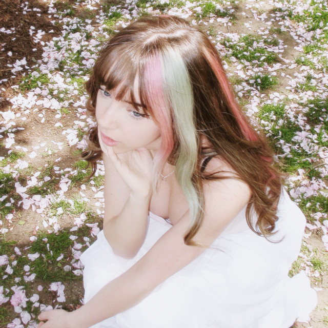 LOVELI LORI image