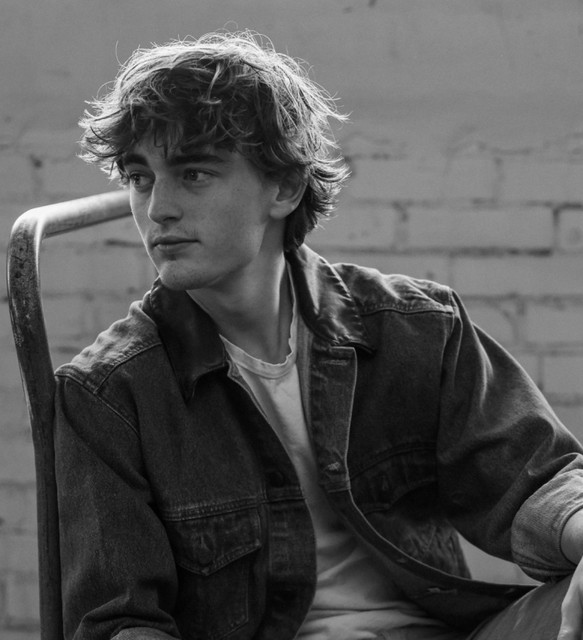 Hudson Macready image