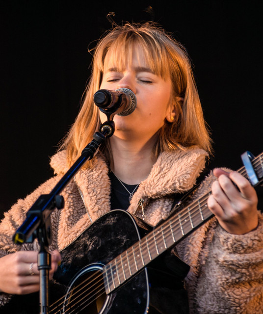 Emily Rhodes | Spotify