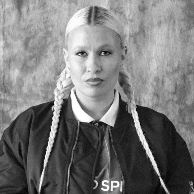 Nov 21, 2019: Anne-Fay at Paradiso Bovenzaal (Upstairs Hall) Amsterdam ...