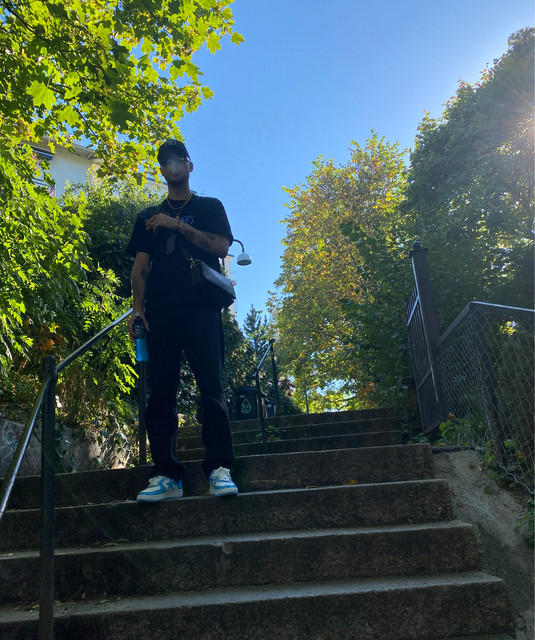 Swayze | Spotify