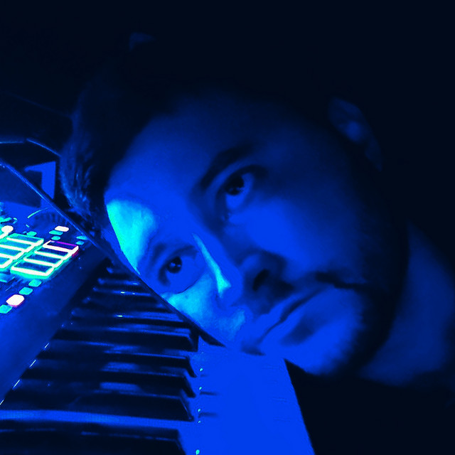 the blue dragon artist photo