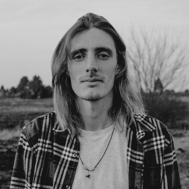 Ryan Jones: Songs list, genres, analysis and similar artists - Chosic