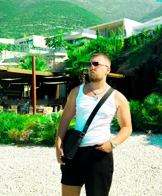 AGLI
