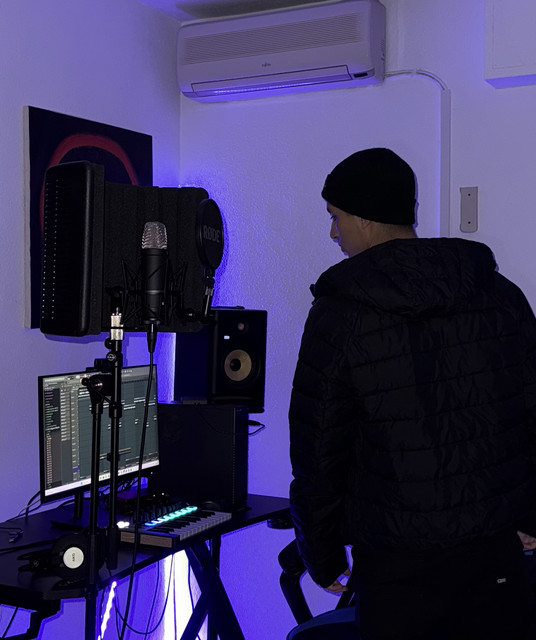 Naitbaess