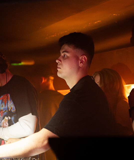 GROOVE.fm