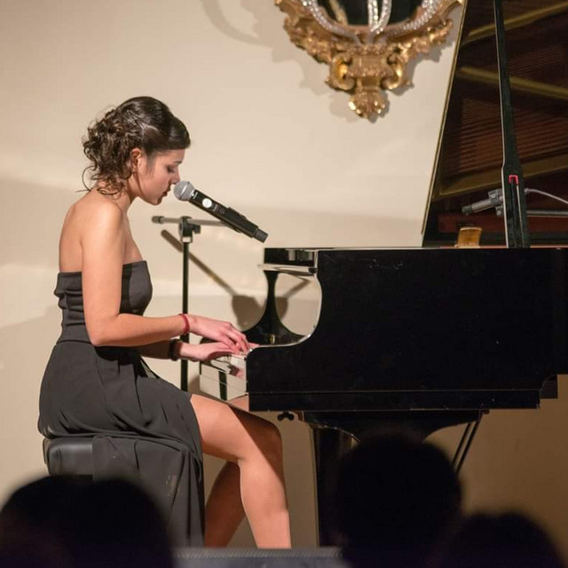 Milena Mingotti: genres, songs, analysis and similar artists - Chosic