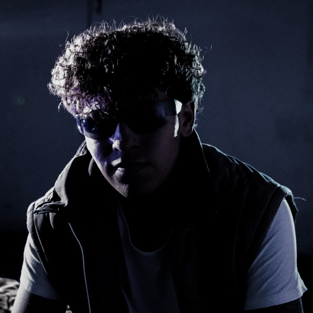 Tow | Spotify