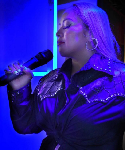 Erika Renée | Spotify