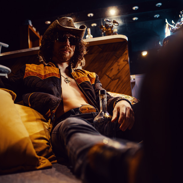 Christopher Shayne Image