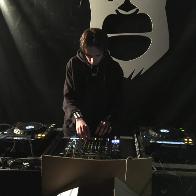Lefiik | Spotify