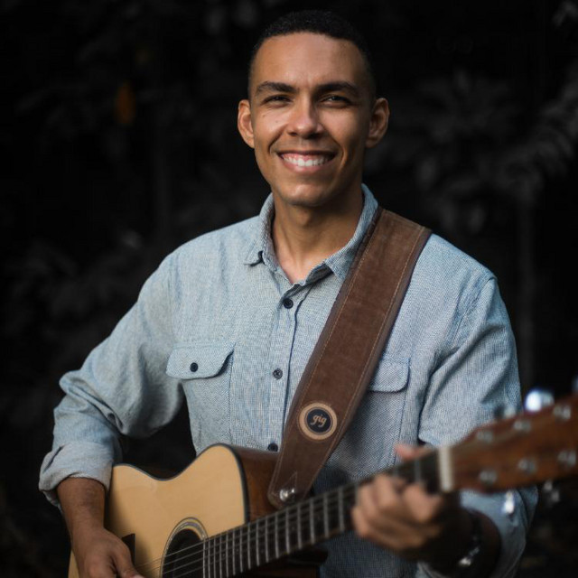 Adilson Júnior