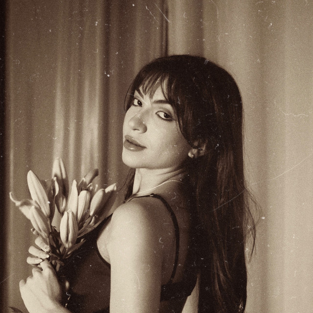 Ana Laura Lopes