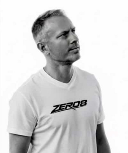 Zero8