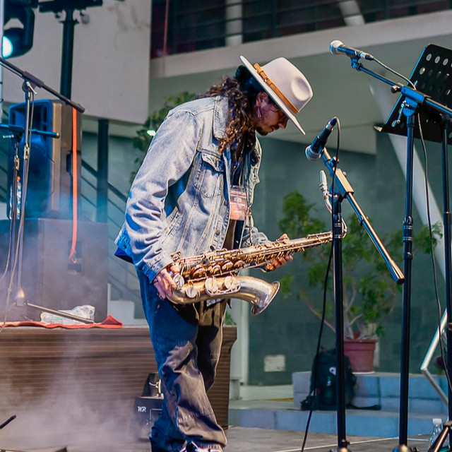 JohnnyRichardSax | Spotify