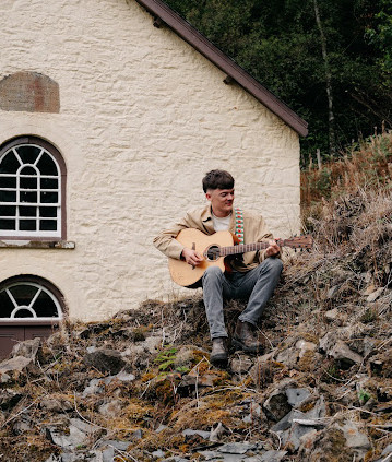Elis Jones