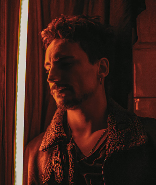 Abaze | Spotify